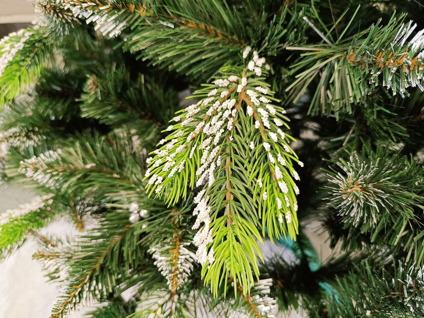 Brad artificial Christmas Deluxe by , Diamant, 2D+3D, 200cm