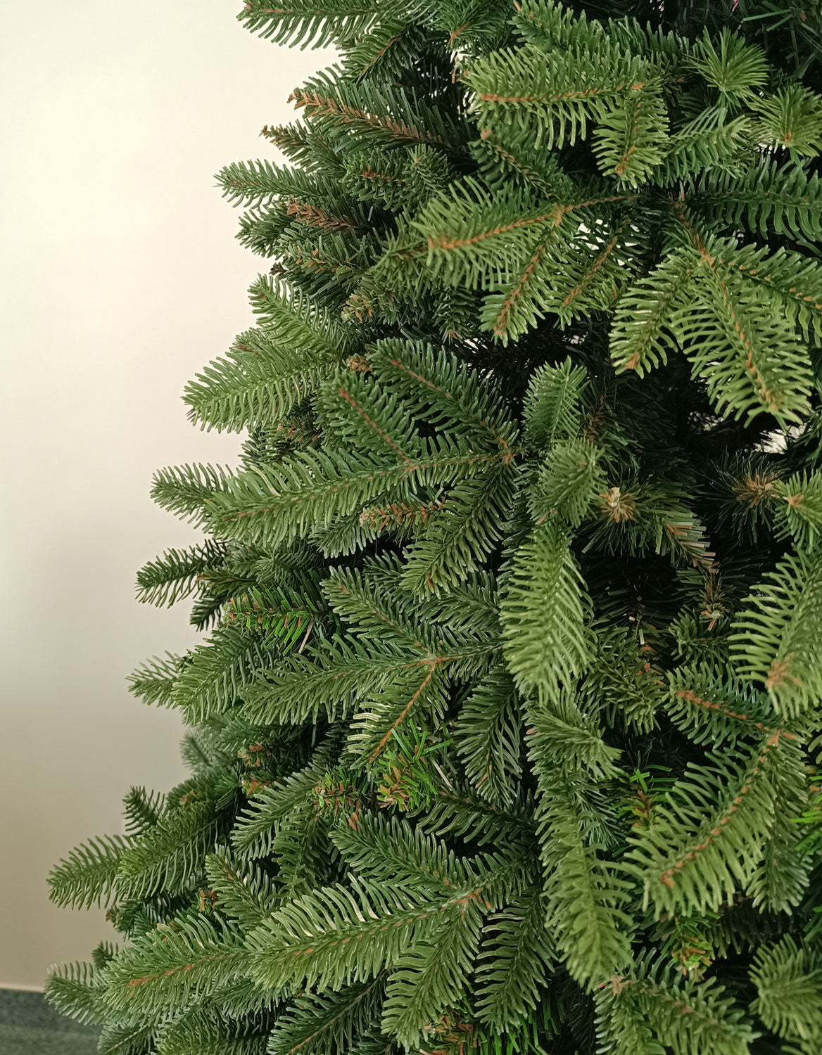 Brad artificial Christmas Deluxe by , Canada Mix, 2D+3D, 180cm