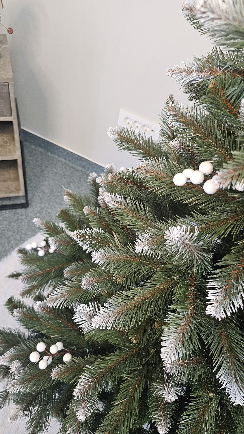 Brad artificial Christmas Deluxe by , WhiteBerry, 2D, 180cm