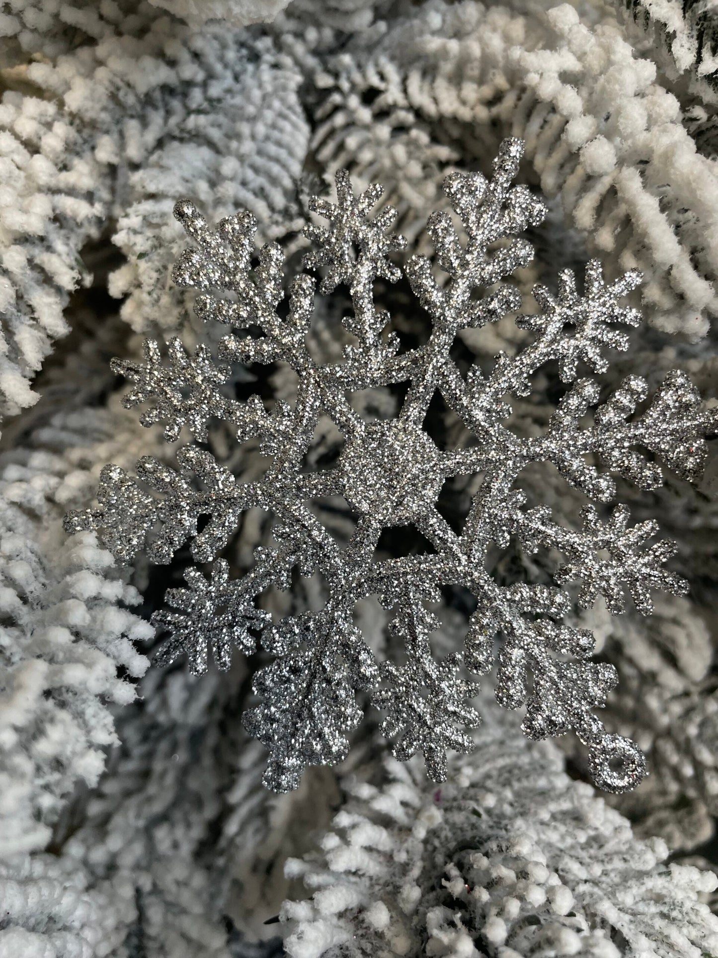 Decoratiune brad fulg de zapada, set 12 bucati, 10cm, argintiu