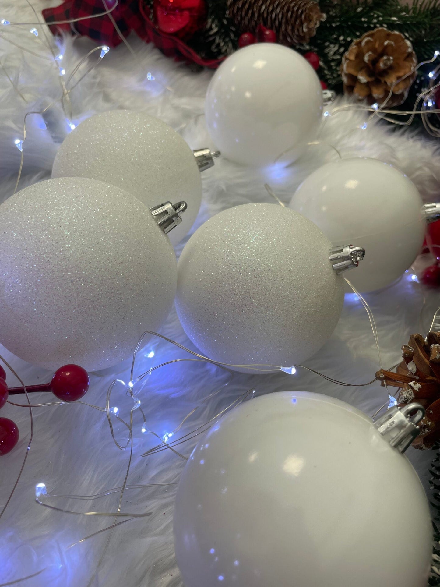 Set globuri de Craciun, 20 bucati, 8cm, alb perlat