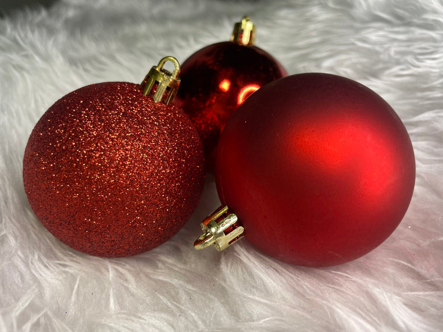 Set globuri de Craciun, 30 bucati, 3 modele, 6cm, rosu