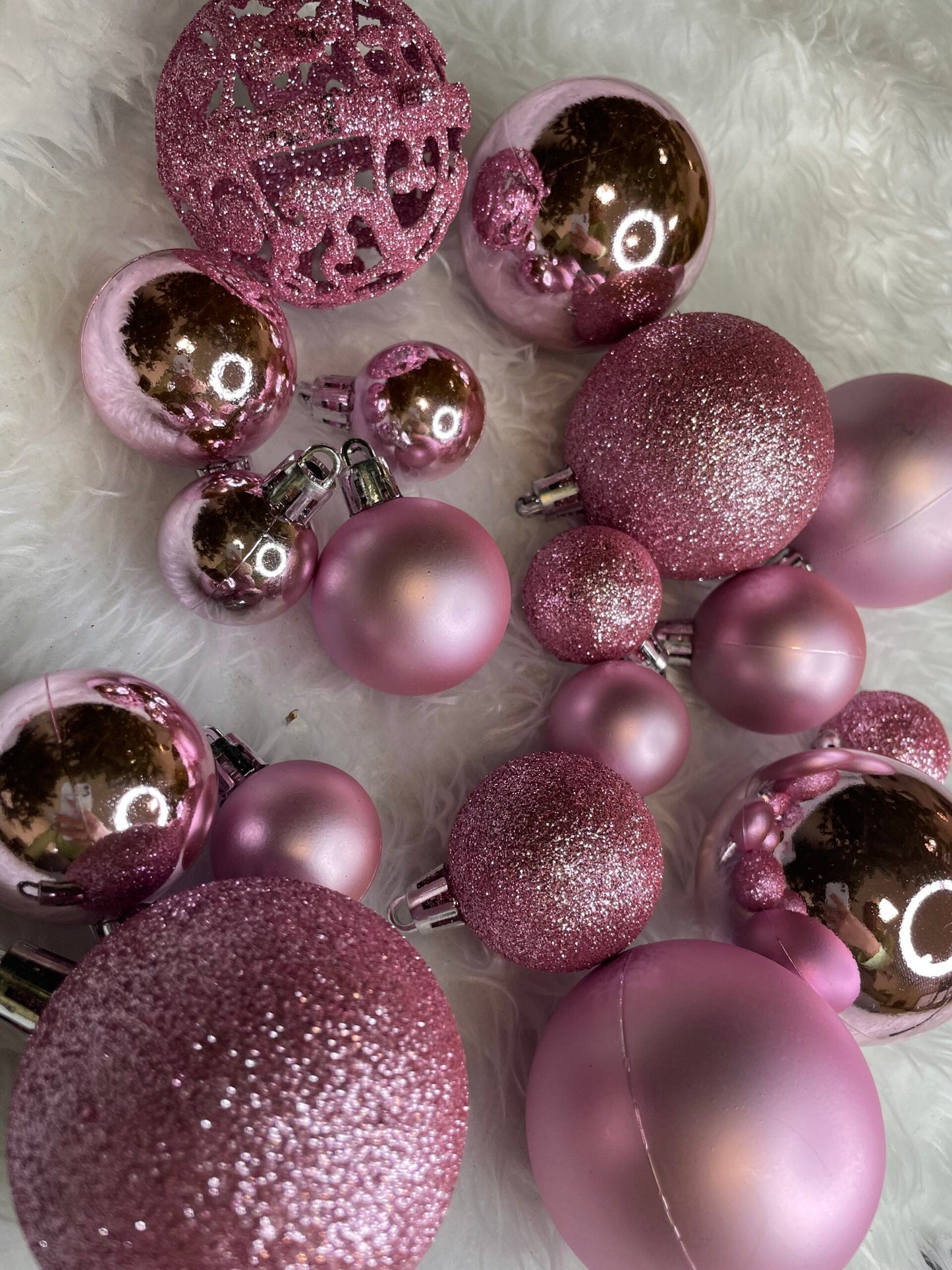 Set globuri de Craciun, 100 bucati, 3-6cm, roz