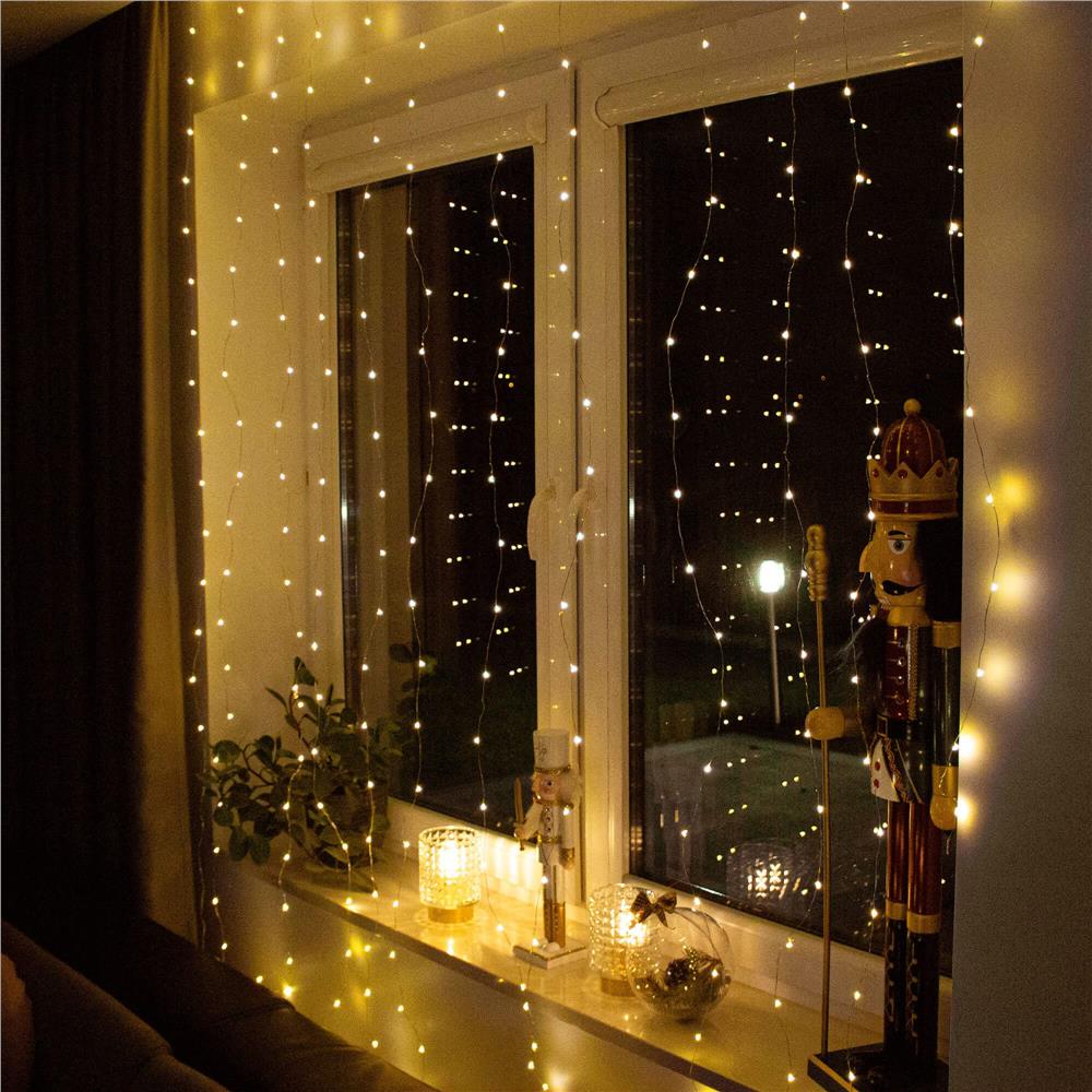 Ghirlanda luminoasa tip perdea 300 LED-uri, 3x3m, pentru interior, cu telecomanda, alb cald (galben)