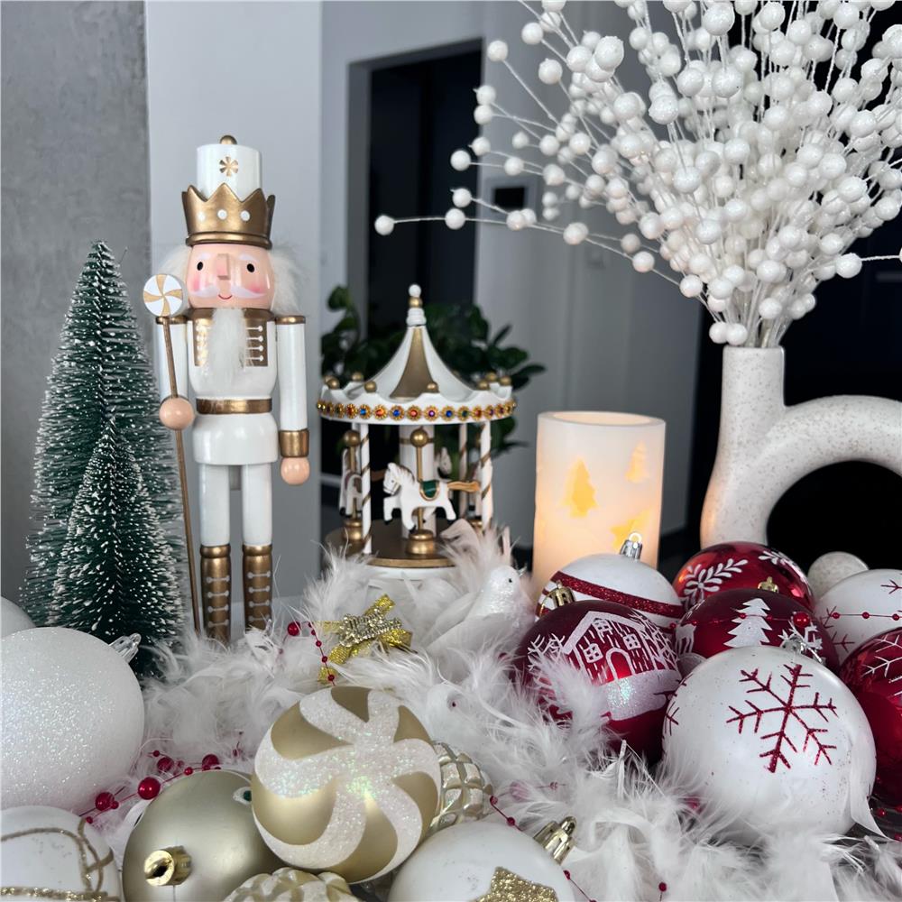 Set globuri de Craciun cu modele de sarbatori, 30 bucati, 6cm, auriu