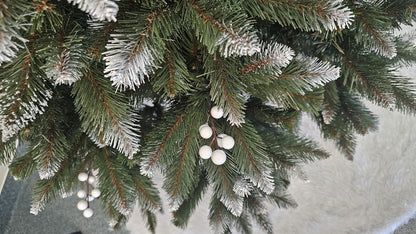 Brad artificial Christmas Deluxe by , WhiteBerry, 2D, 180cm