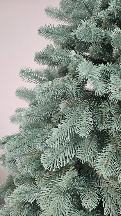 Brad artificial Christmas Deluxe by , Kovalivska argintiu, 3D, 210cm