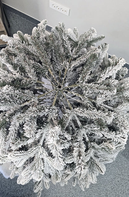 Brad artificial Christmas Deluxe by , Global nins, mix 2D+3D, 250cm