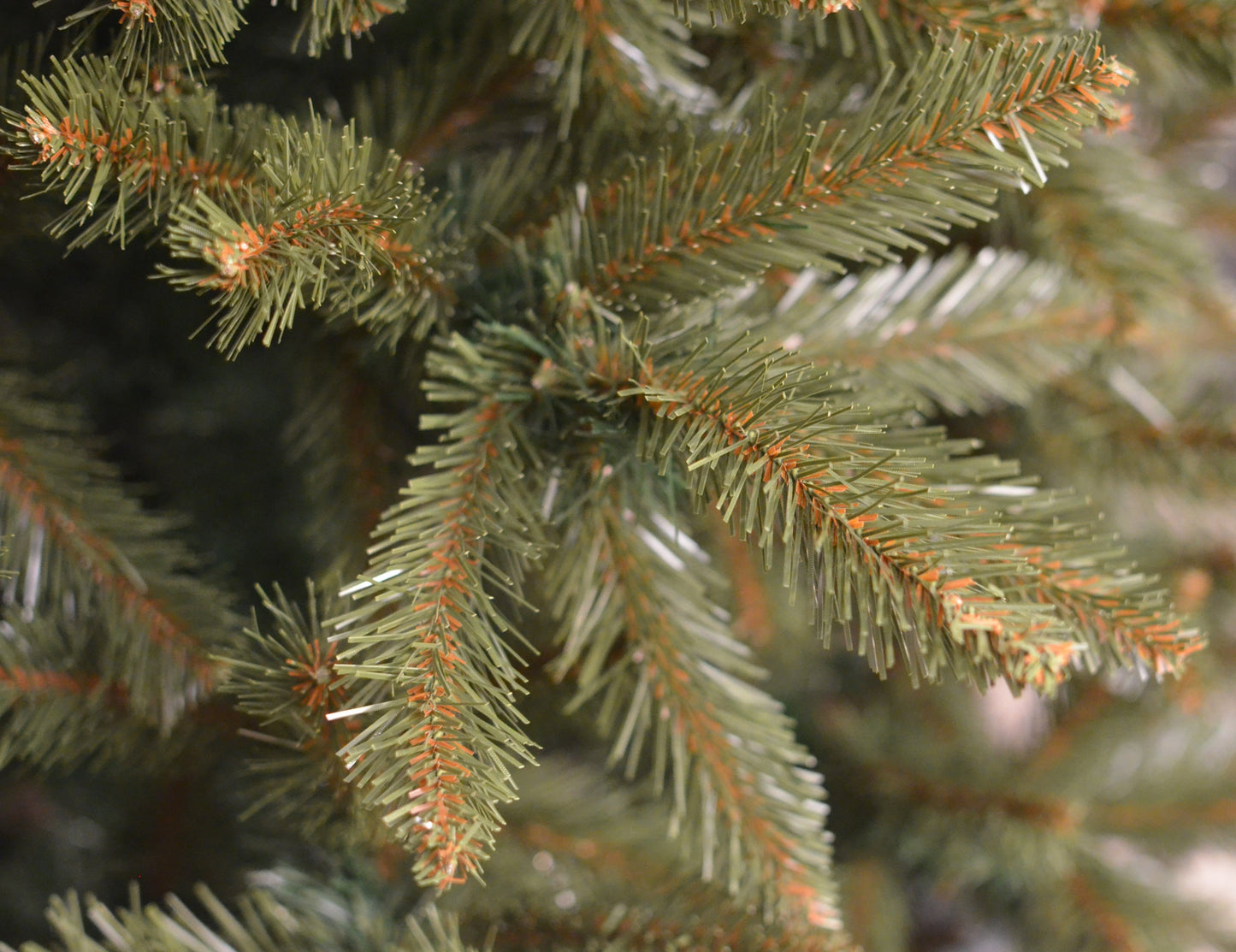 Brad artificial Christmas Deluxe by , Royal, 240cm