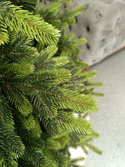 Brad artificial Christmas Deluxe by , Carpati cu varfuri verzi, 2D+3D, 230cm