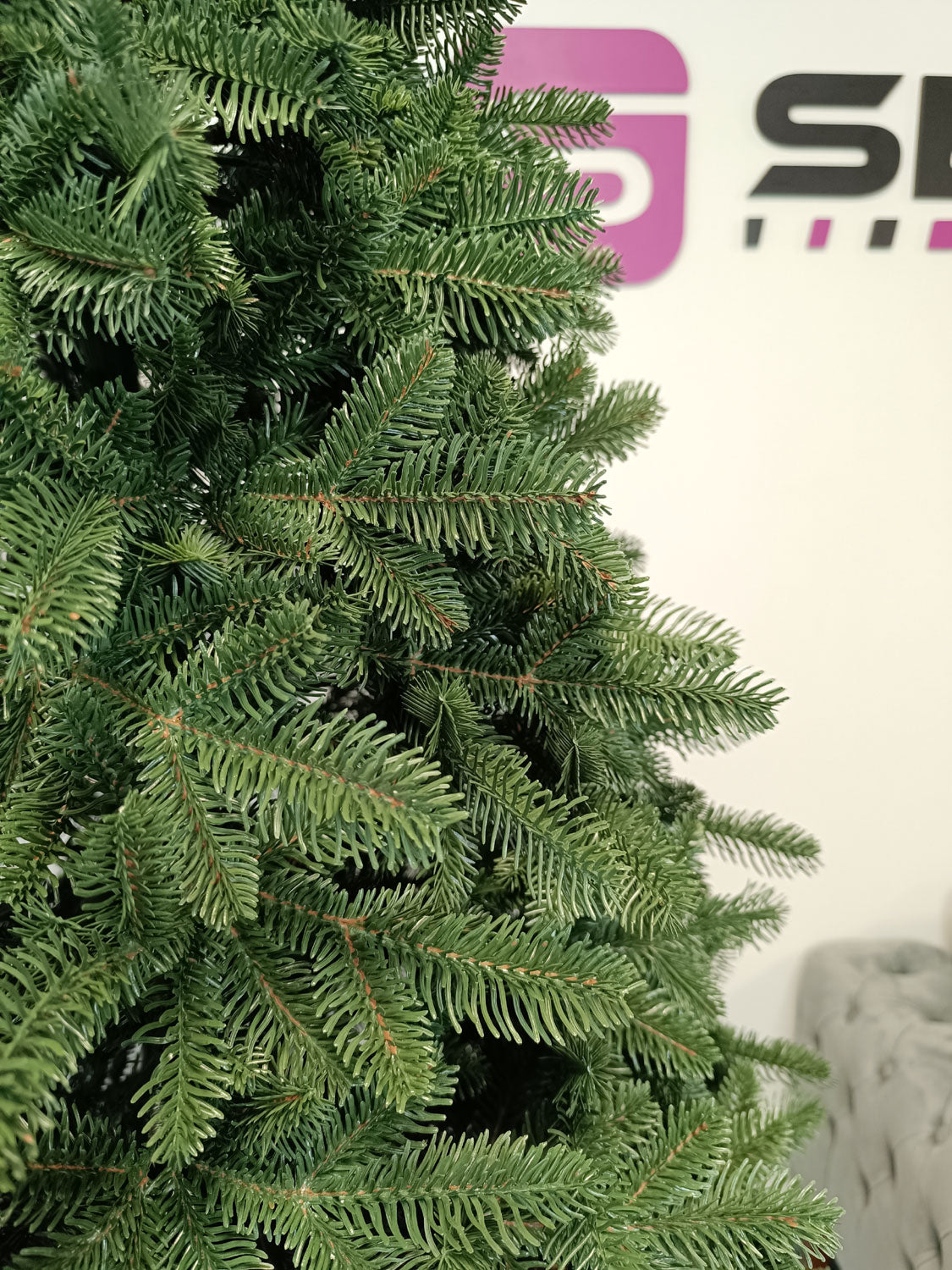 Brad artificial Christmas Deluxe by , Canada verde, 3D, 210cm