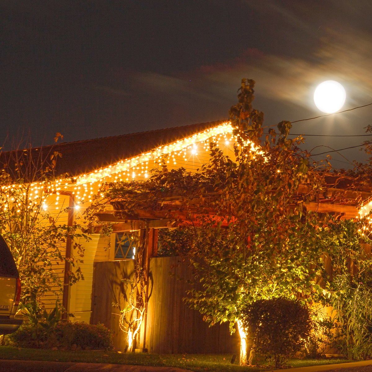 Ghirlanda luminoasa tip perdea cu flash 500 LED-uri, 20m, pentru interior/exterior, iluminare galbena