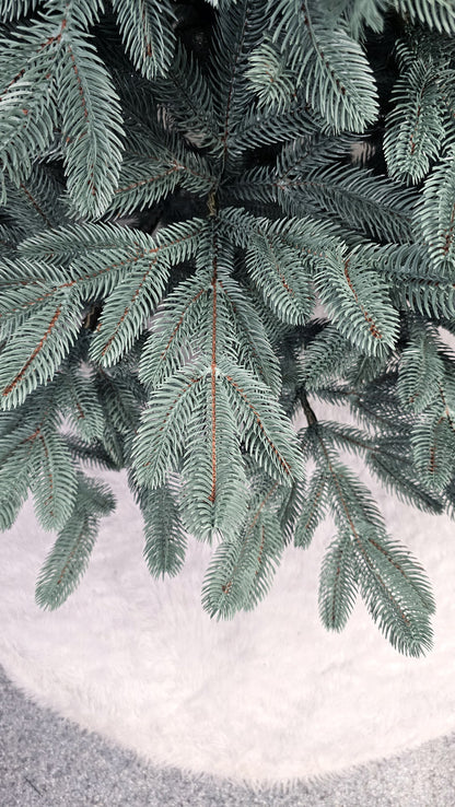 Brad artificial Christmas Deluxe by , Laponia Select argintiu, integral 3D, 230cm