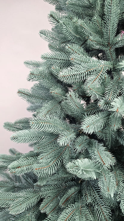 Brad artificial Christmas Deluxe by , Laponia Select argintiu, integral 3D, 230cm