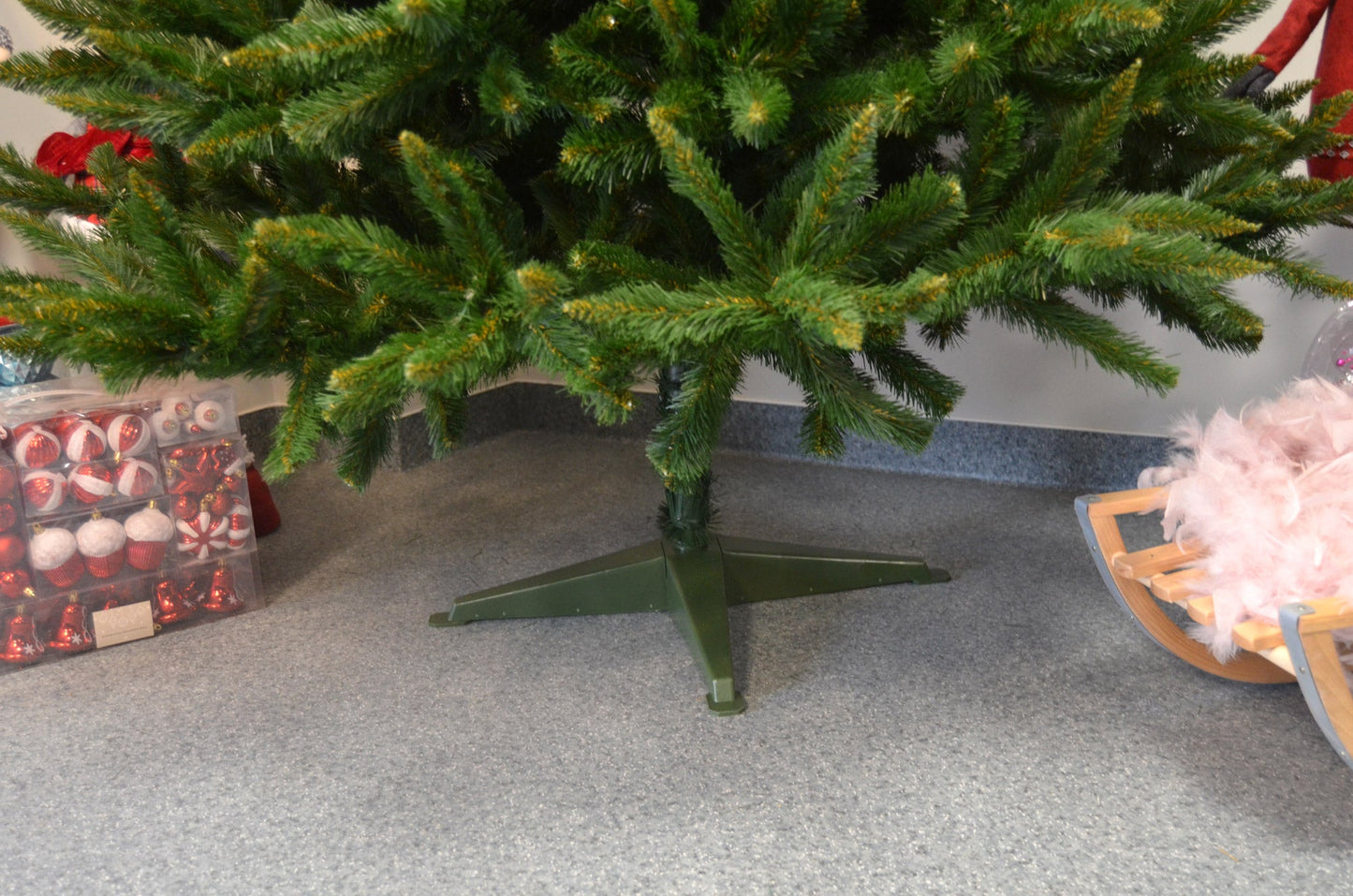 Brad artificial Christmas Deluxe by , Himalaya, 240cm