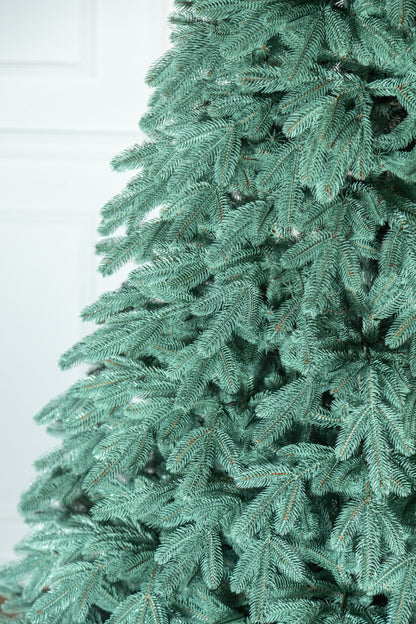 Brad artificial Christmas Deluxe by , Laponia Select argintiu, integral 3D, 230cm