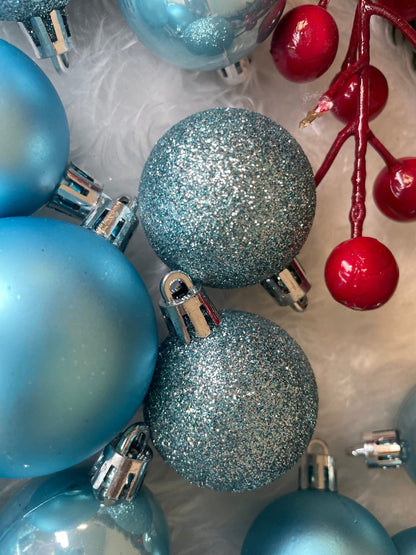 Set globuri de Craciun, 30 bucati, 3 modele, 4/5/6cm, albastru deschis