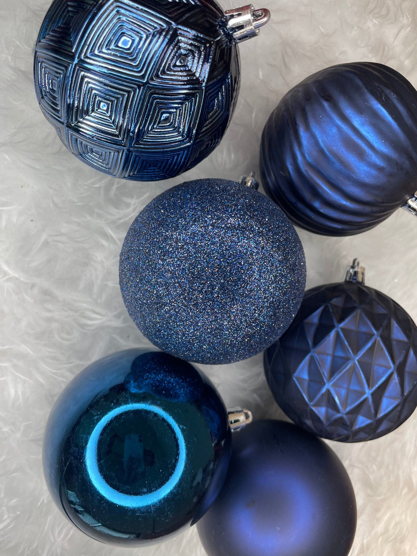 Set globuri de Craciun, 30 bucati, 6 modele, 8cm, albastru inchis