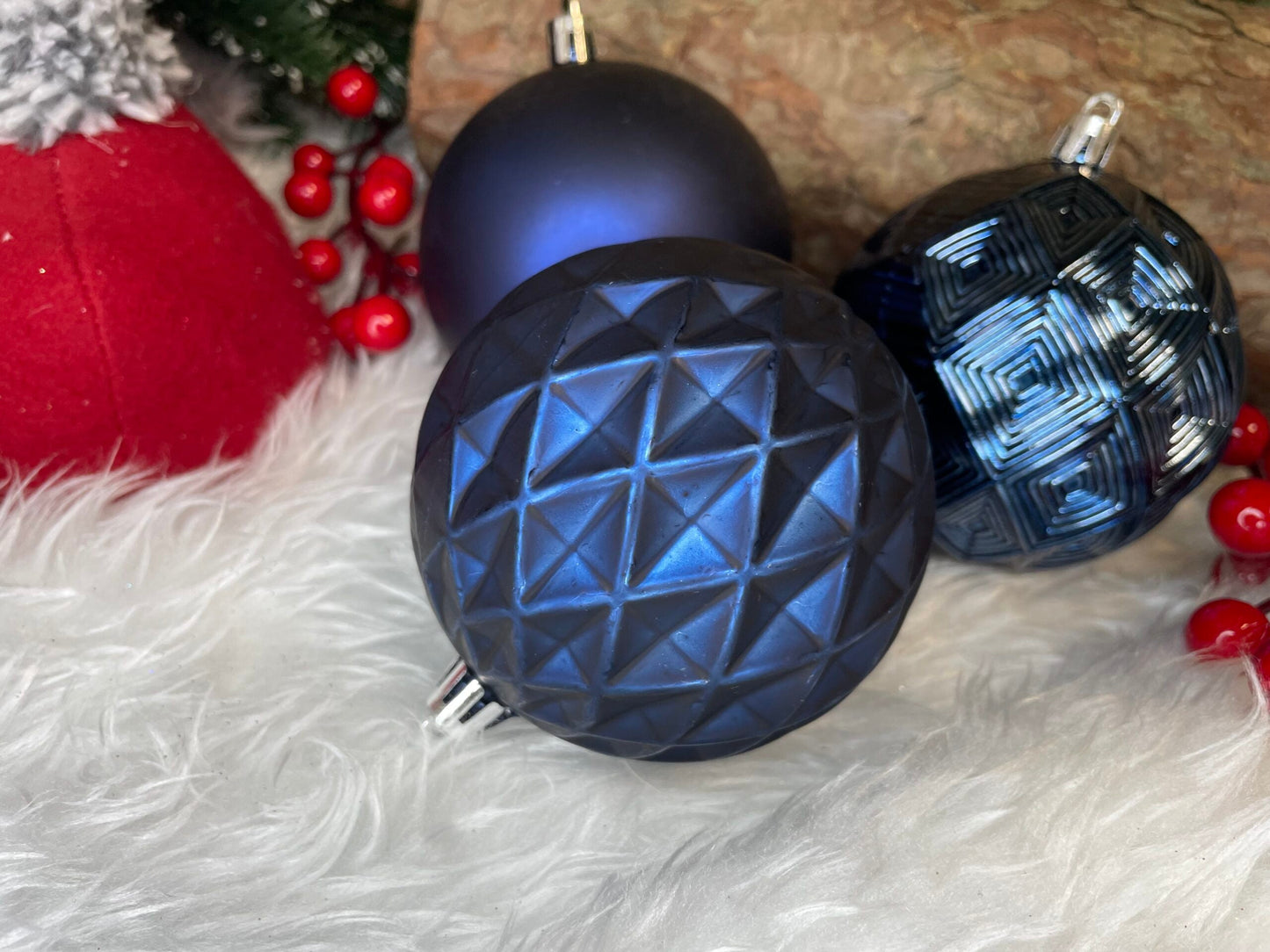 Set globuri de Craciun, 30 bucati, 6 modele, 8cm, albastru inchis