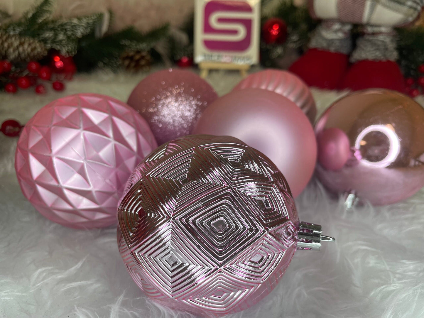 Set globuri de Craciun, 30 bucati, 6 modele, 8cm, roz