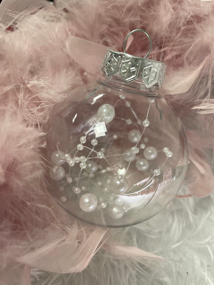 Set globuri de Craciun Inedit, 30 bucati, 7cm, transparente si alb