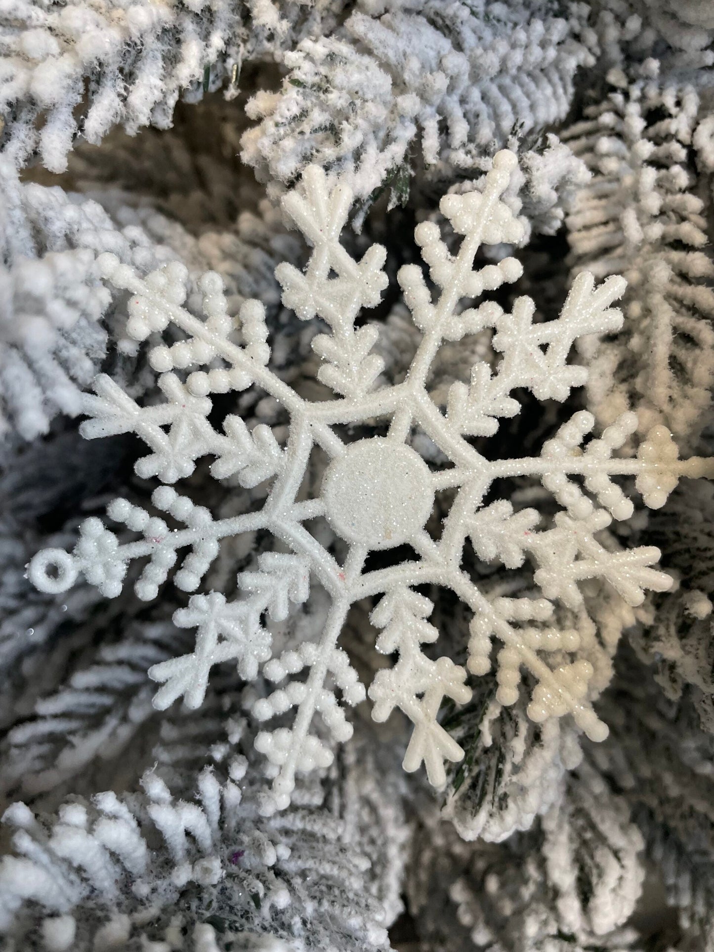 Decoratiune brad fulg de zapada, set 12 bucati, 9-10cm, alb