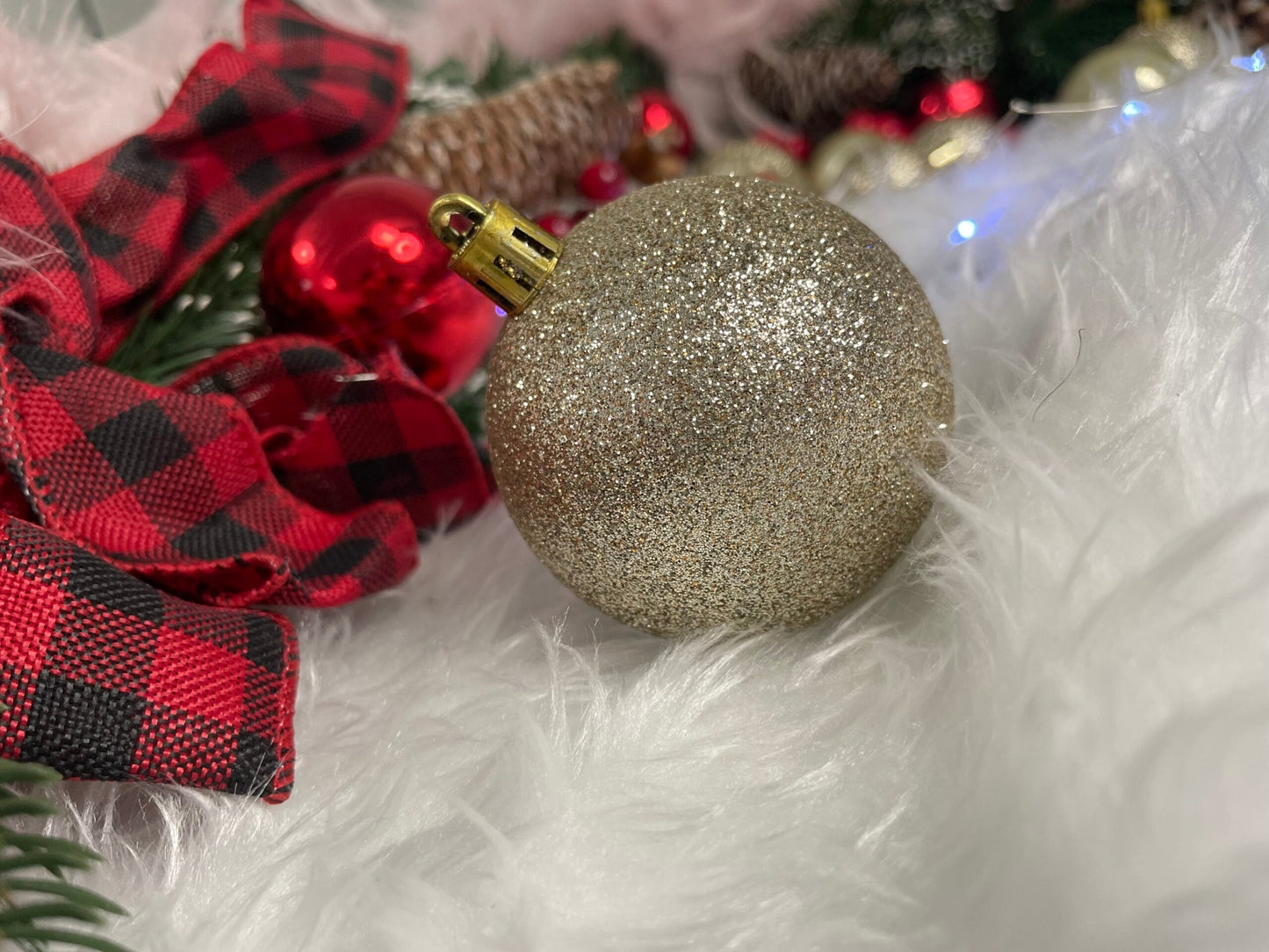 Set globuri de Craciun, 30 bucati, 3 modele, 4/5/6cm, auriu