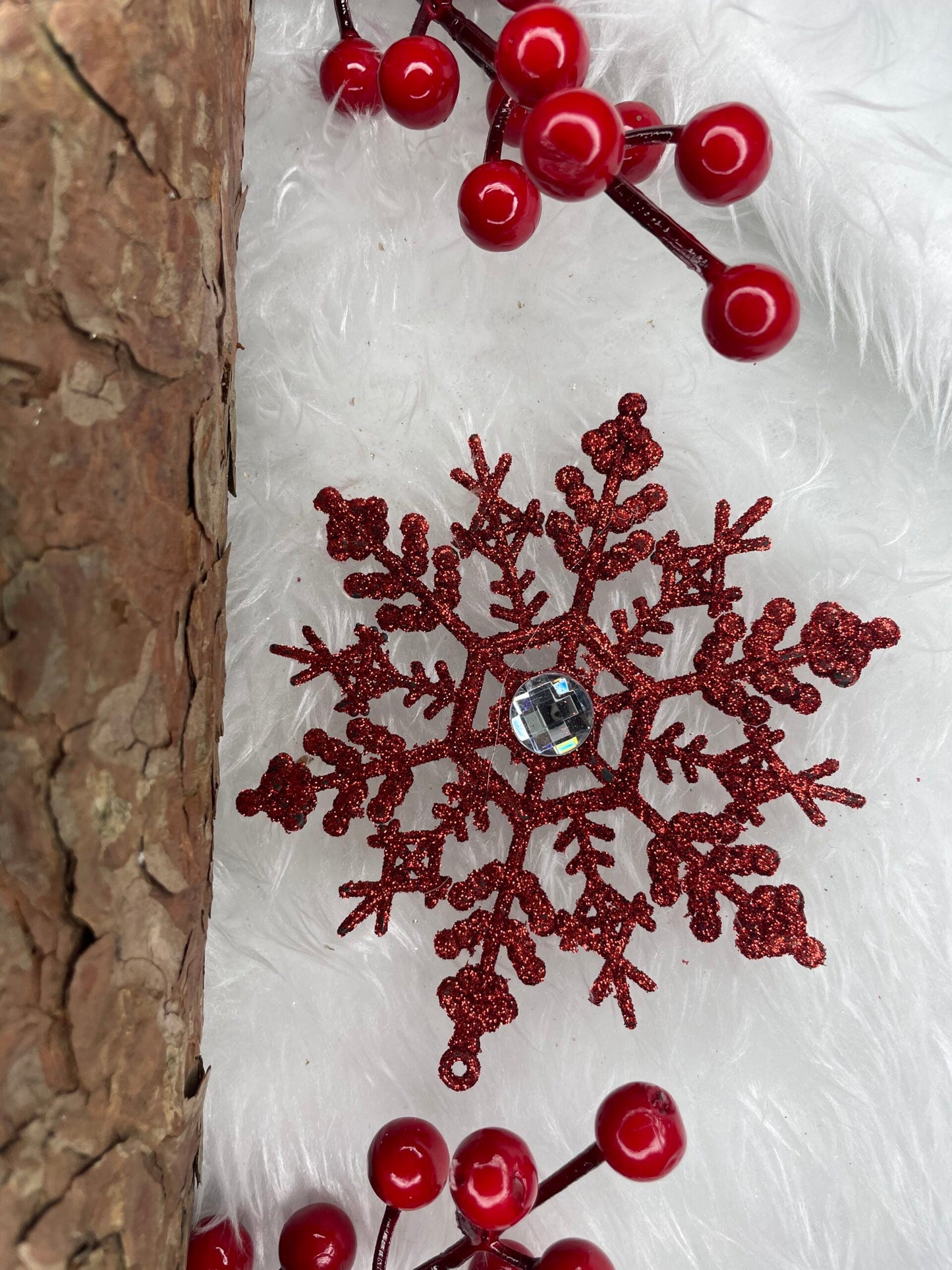 Decoratiune brad fulg de zapada cu cristal, set 2 bucati, 12cm, rosu