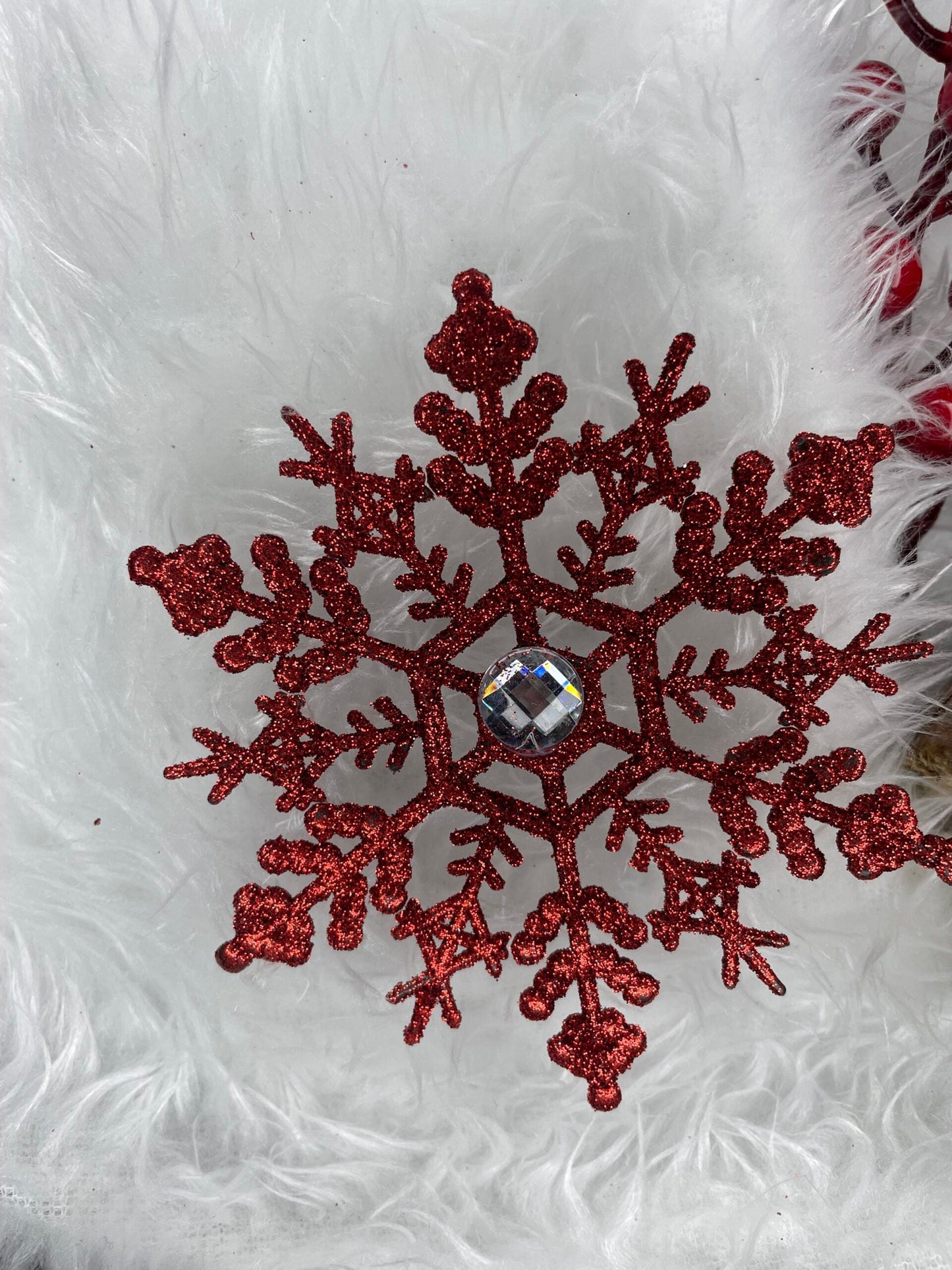 Decoratiune brad fulg de zapada cu cristal, set 2 bucati, 12cm, rosu