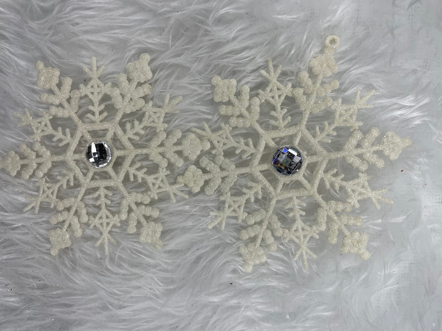 Decoratiune brad fulg de zapada cu cristal, set 2 bucati, 12cm, alb