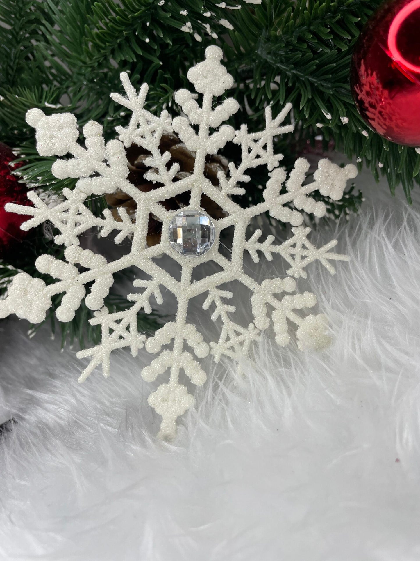 Decoratiune brad fulg de zapada cu cristal, set 2 bucati, 12cm, alb