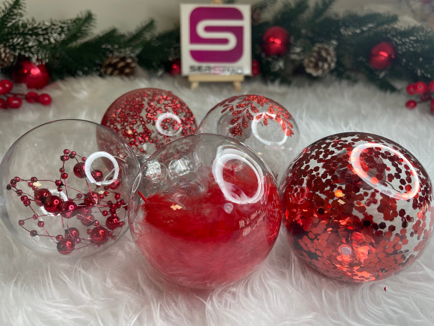 Set globuri de Craciun Inedit, 30 bucati, 7cm, transparente si rosu