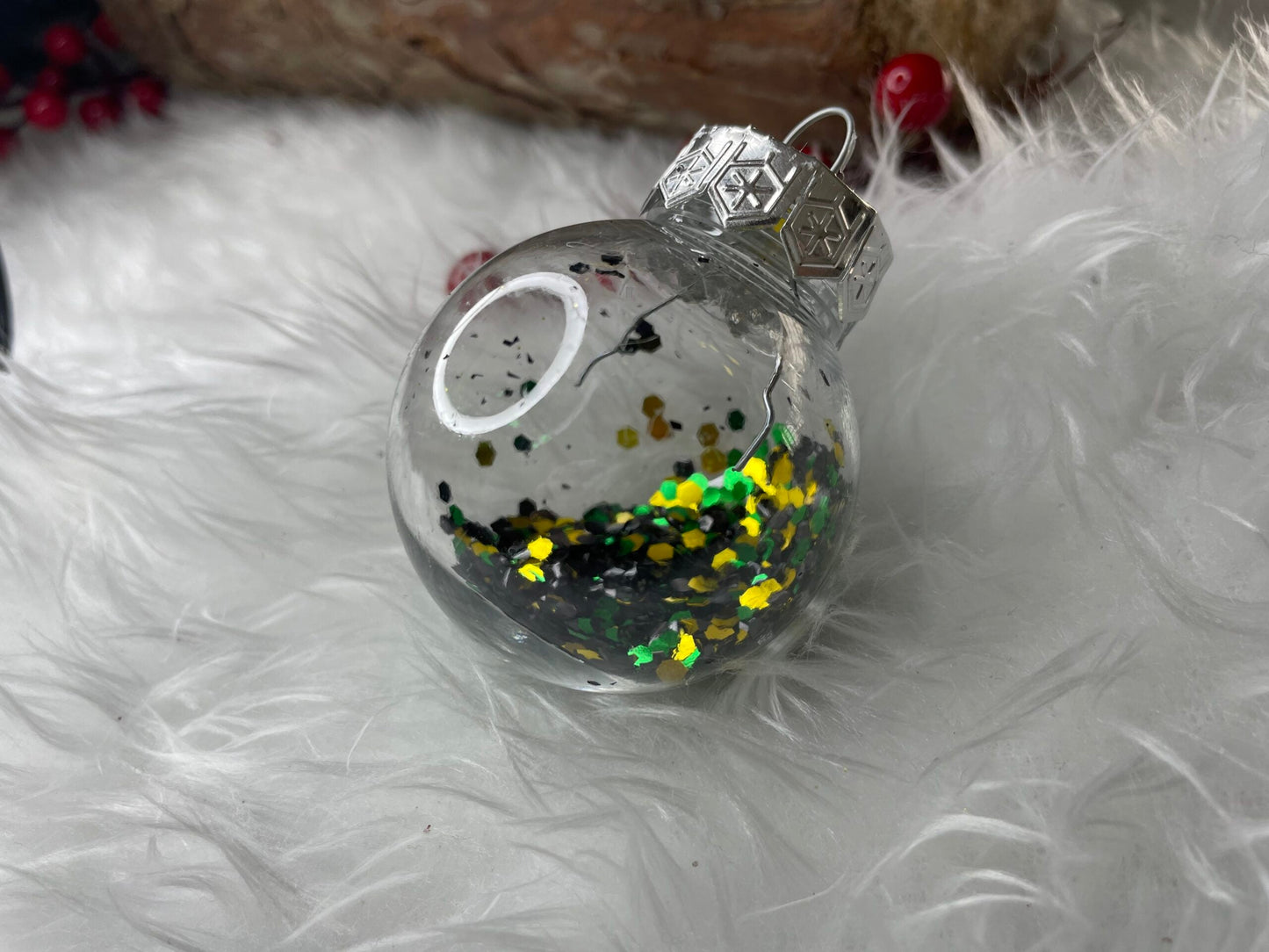 Set globuri de Craciun Inedit, 24 bucati, 5cm, transparente si verde