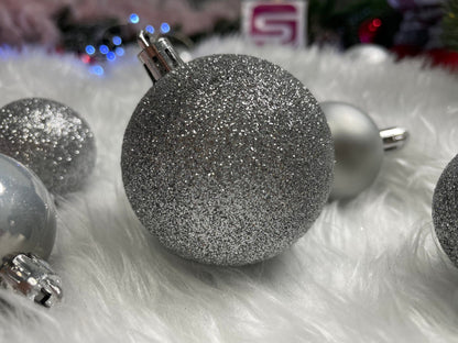 Set globuri de Craciun, 30 bucati, 3 modele, 4/5/6cm, argintiu