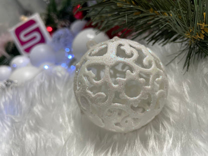 Set globuri si decoratiuni de Craciun, 100 piese, diverse dimensiuni cu stea, alb