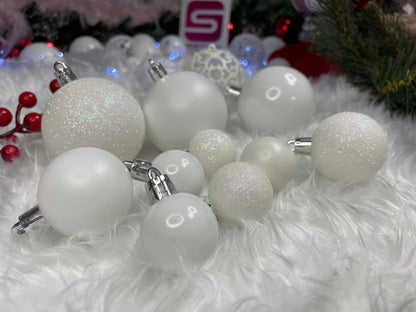 Set globuri si decoratiuni de Craciun, 100 piese, diverse dimensiuni cu stea, alb