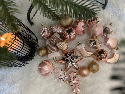 Set globuri si decoratiuni de Craciun, 77 piese, diverse dimensiuni, roz auriu