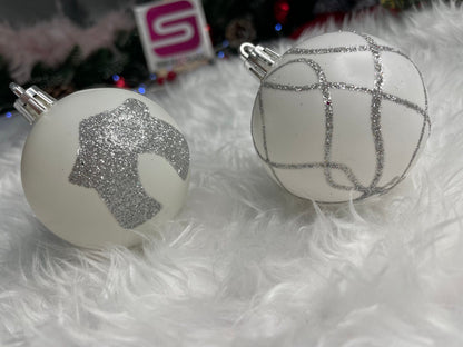 Set globuri de Craciun cu modele de sarbatori, 30 bucati, 6cm, argintiu