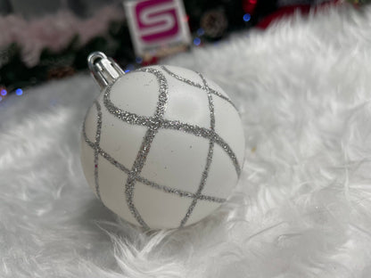 Set globuri de Craciun cu modele de sarbatori, 30 bucati, 6cm, argintiu