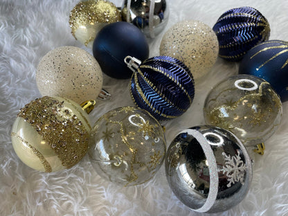 Set globuri de Craciun cu modele de sarbatori, 30 bucati, 6cm, multicolor