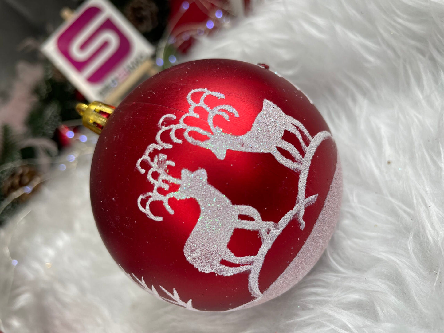 Set globuri de Craciun, 16 bucati, 8cm, 8 modele, rosu alb