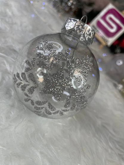Set globuri de Craciun Inedit, 30 bucati, 7cm, transparente si argintiu