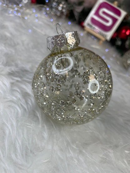 Set globuri de Craciun Inedit, 30 bucati, 7cm, transparente si argintiu