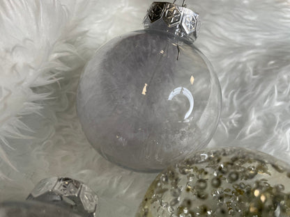 Set globuri de Craciun Inedit, 30 bucati, 7cm, transparente si argintiu