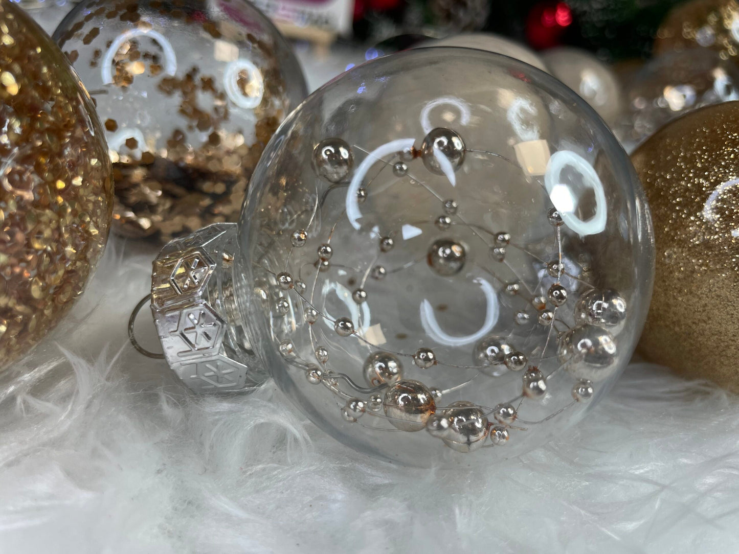 Set globuri de Craciun Inedit, 30 bucati, 6cm, transparente si auriu