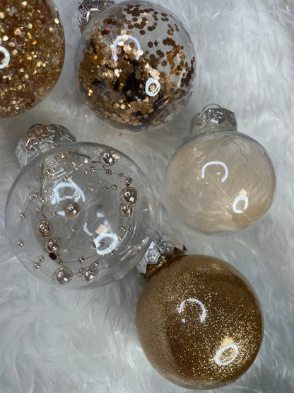 Set globuri de Craciun Inedit, 30 bucati, 6cm, transparente si auriu