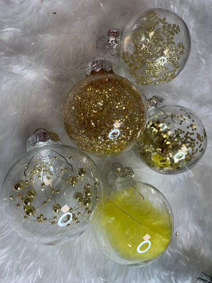 Set globuri de Craciun Inedit, 30 bucati, 7cm, transparente si auriu