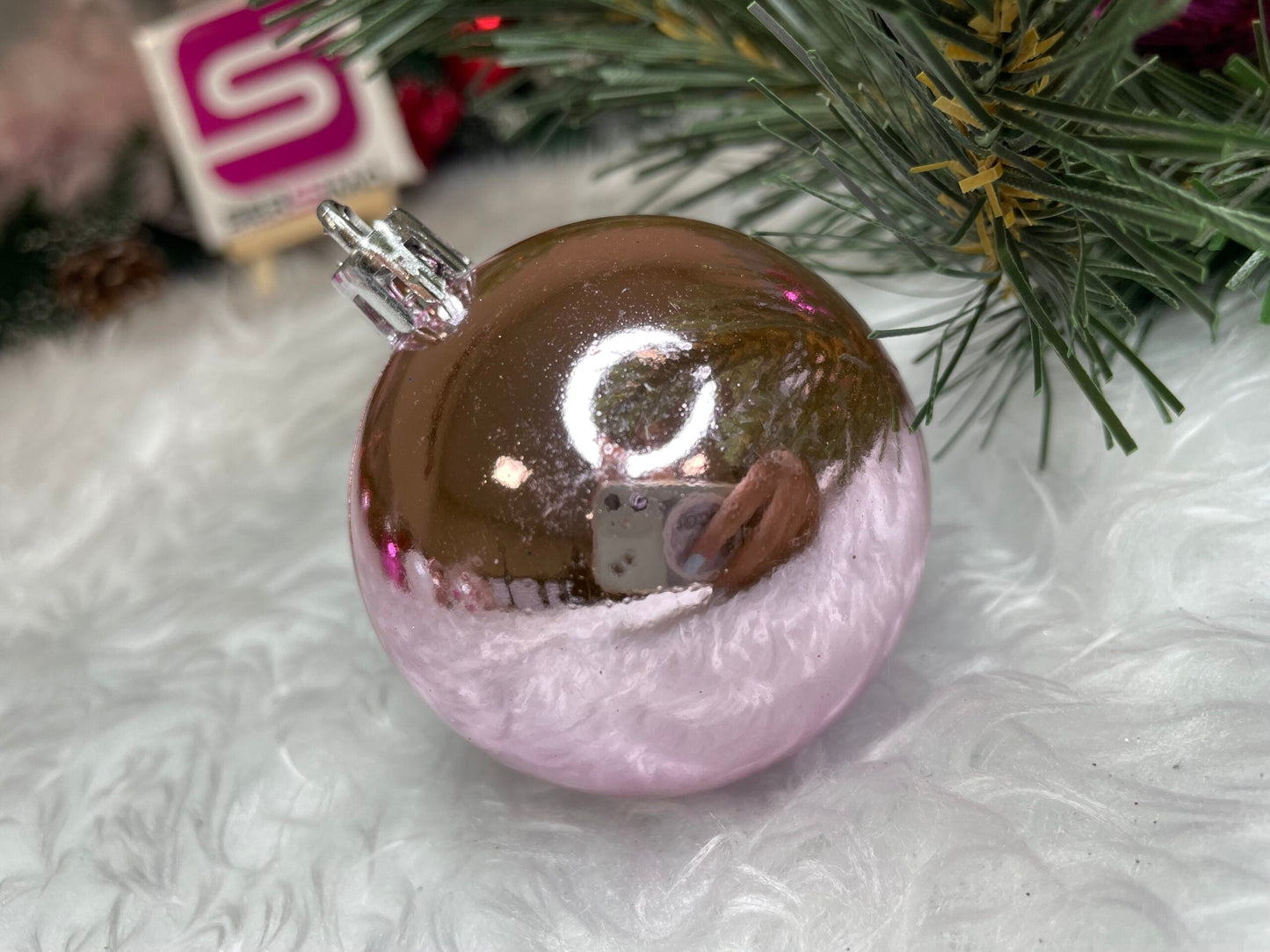 Set globuri de Craciun Inedit, 30 bucati, 6cm, transparente si roz