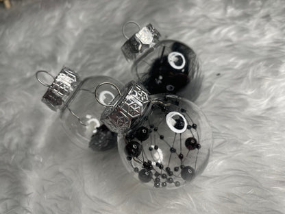 Set globuri de Craciun Inedit, 24 bucati, 5cm, transparente cu interior negru