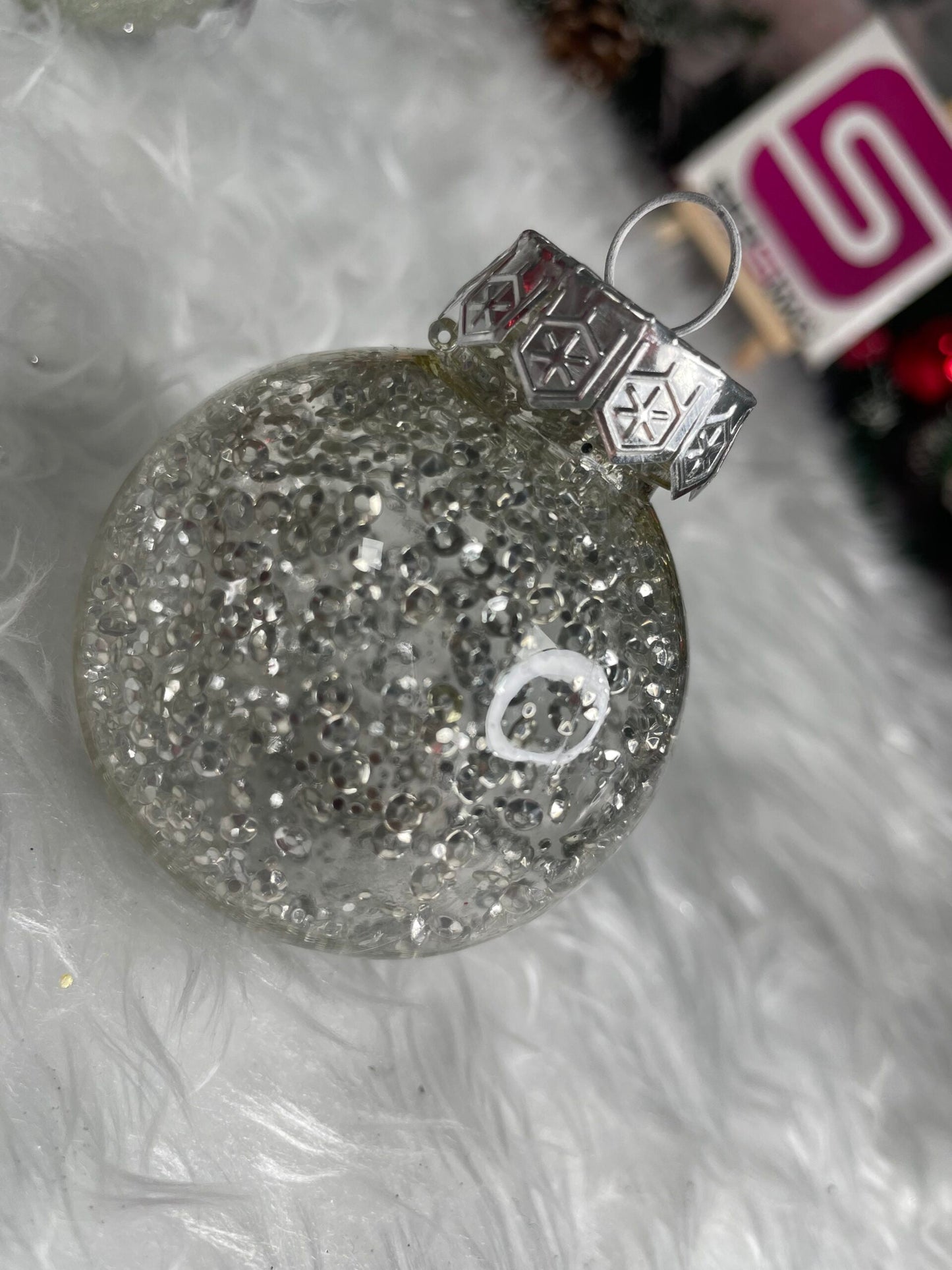 Set globuri de Craciun Inedit, 30 bucati, 6cm, transparente si argintiu